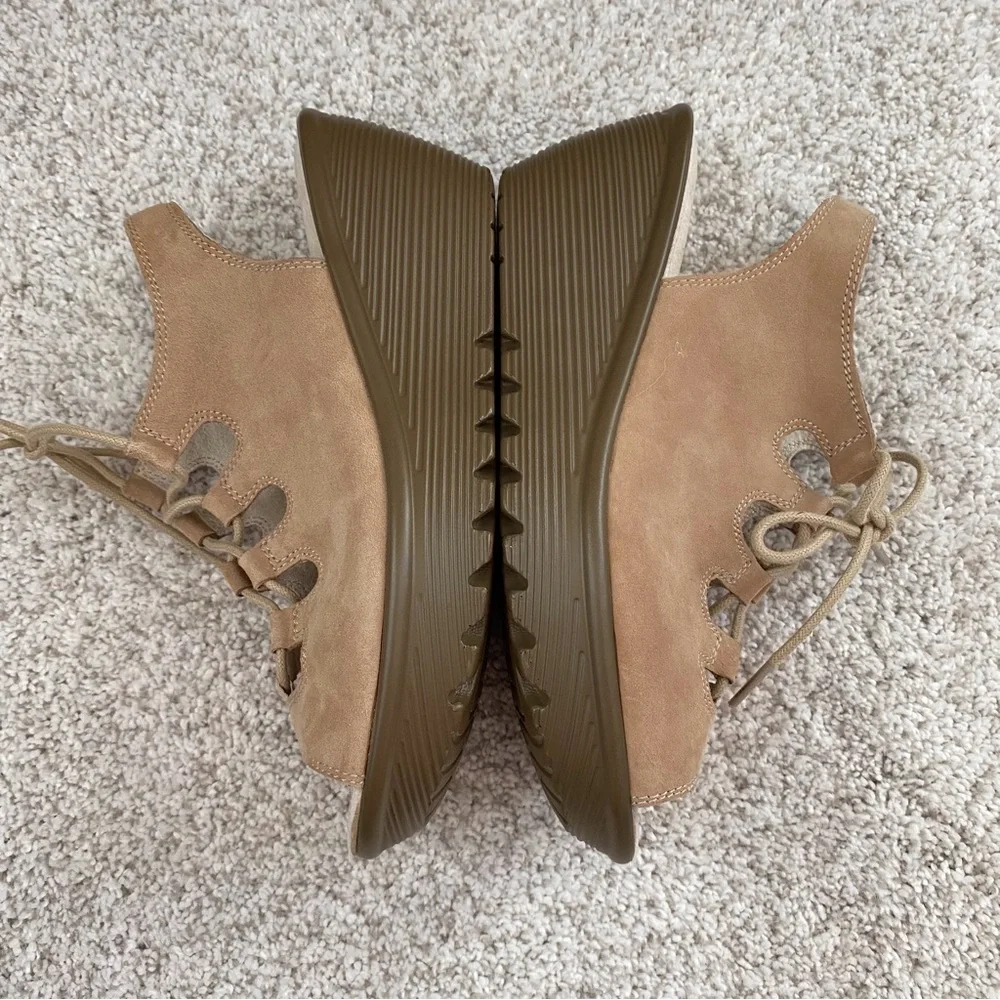 Skechers Lace Up Suede Leather Wedge Sandals